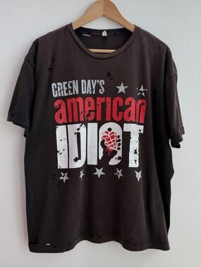 Green Day Punk distressed Rock Tee
